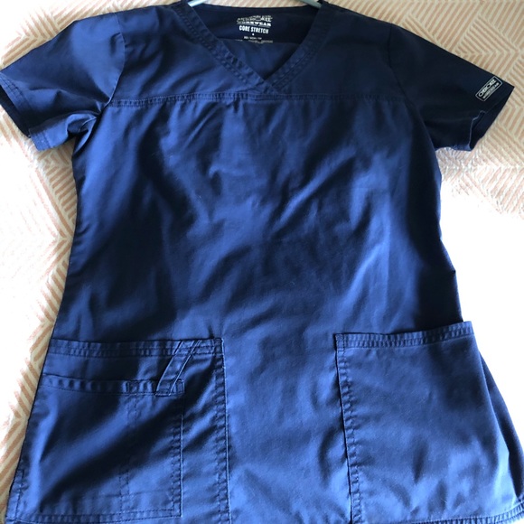 Scrub sets - Picture 2 of 4